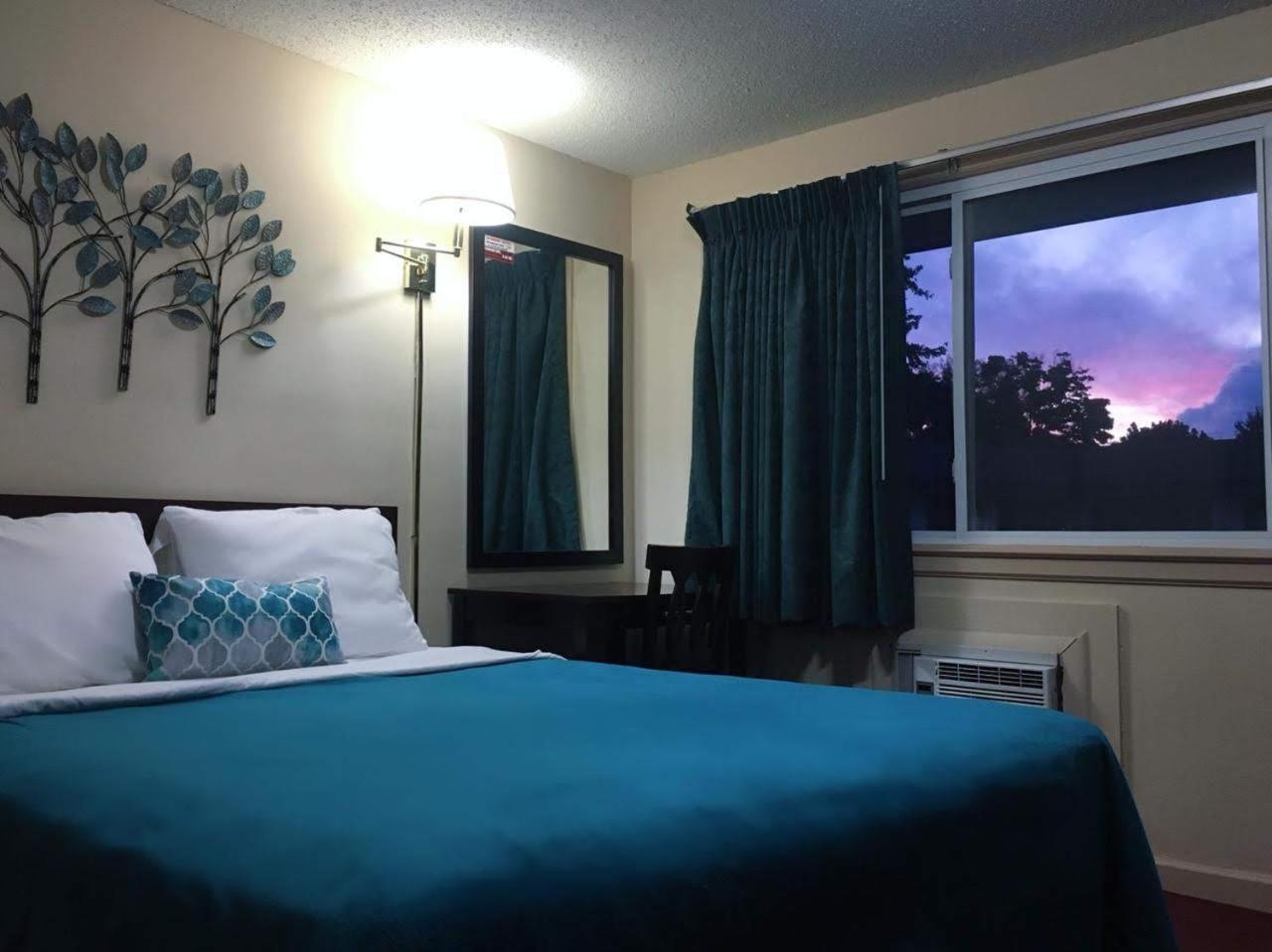 Swiss Cottage Inn Niagara Falls Exterior foto