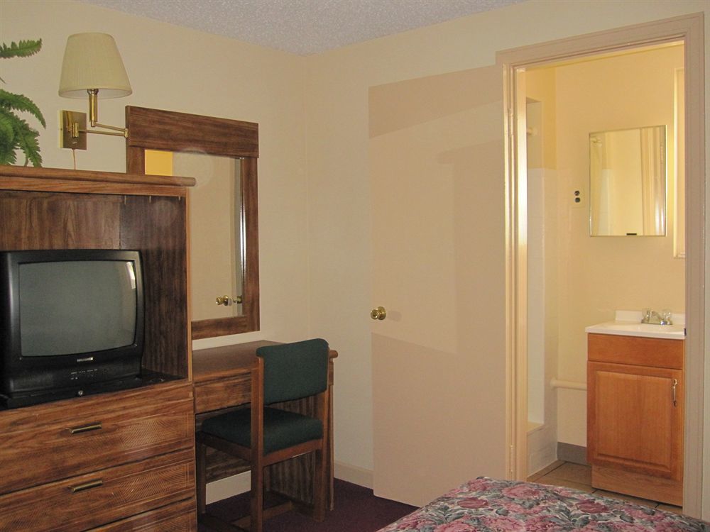 Swiss Cottage Inn Niagara Falls Exterior foto