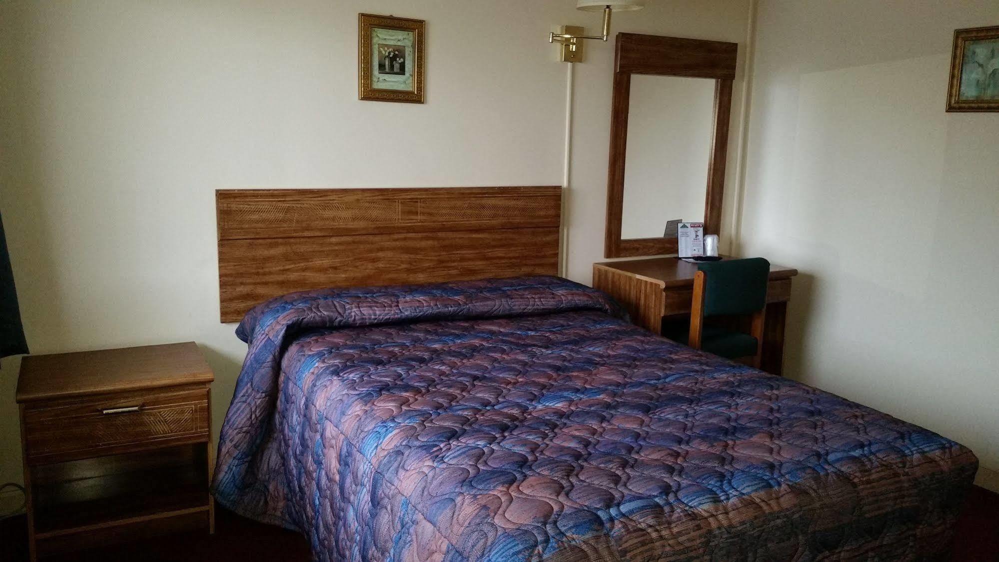 Swiss Cottage Inn Niagara Falls Exterior foto